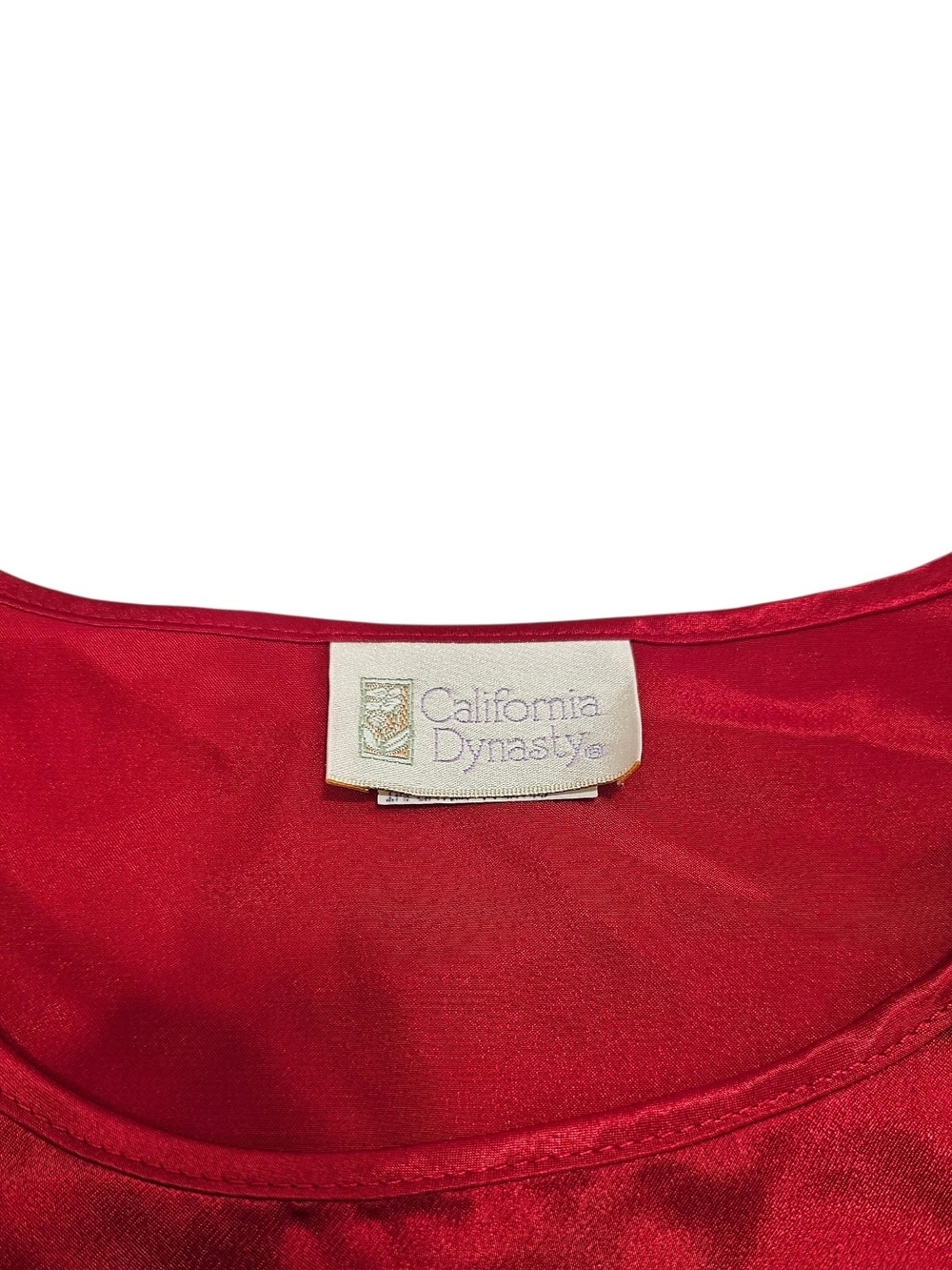 Califomia Dynastye Satin Two-Piece Lounge Set in Fuchsia - Picture 7 of 9